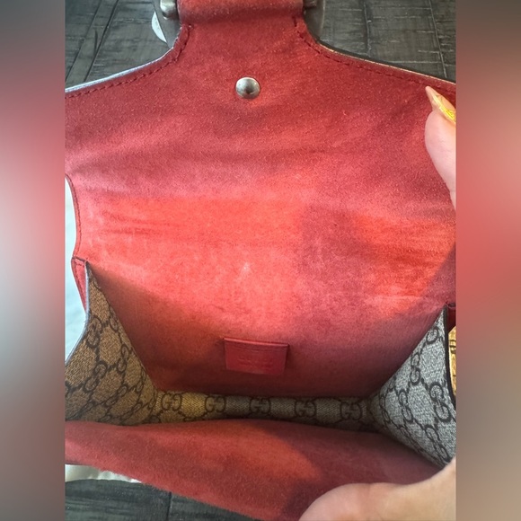 Gucci Dionysus GG Small Shoulder Bag - Picture 8 of 16
